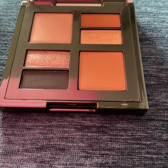 GXVE by Gwen Stefani Eyeshadow Palette - Picture 2 of 4